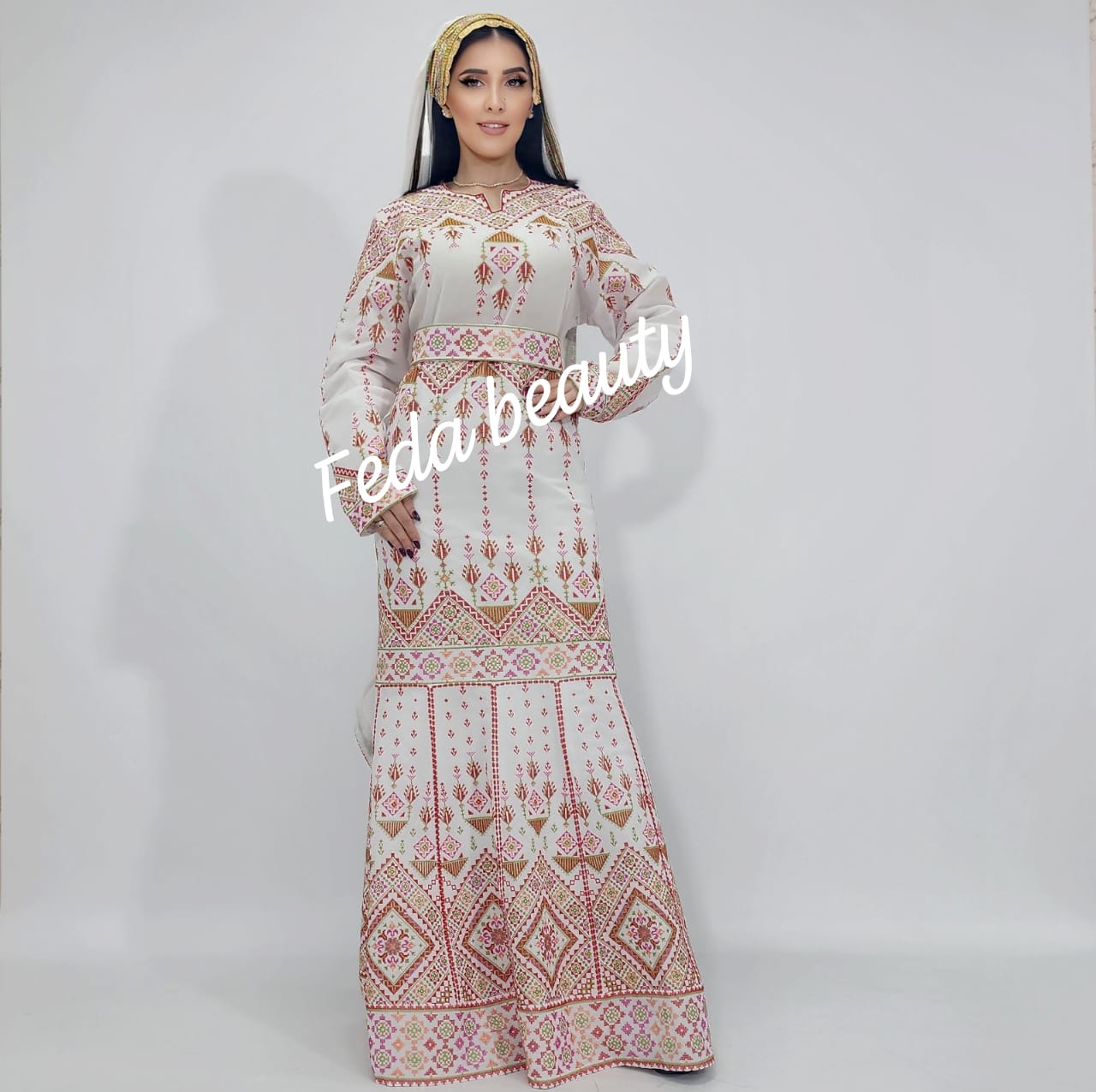 Henna dress, oriental style, with a new and elegant collection from  Fida Beauty's private collection for the year 2023